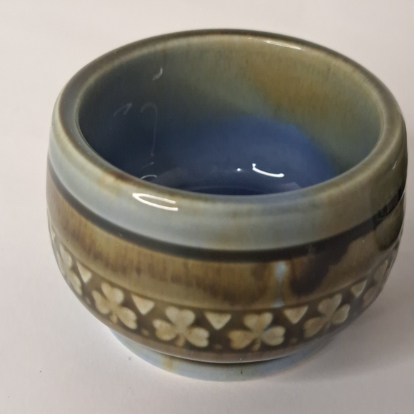 Vintage Wade Irish Porcelain Shamrock Cream and Sugar. - Picture 4 of 8